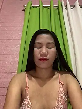 Snapshot of Cleo17 chatting on March 23, 2026, 12:38 pm Cleo17 online show from March 23, 2026, 12:38 pm