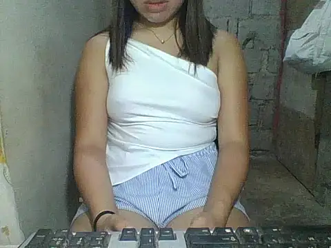 Skinny PinayGirljust18 online show from June 17, 2026, 6:51 pm