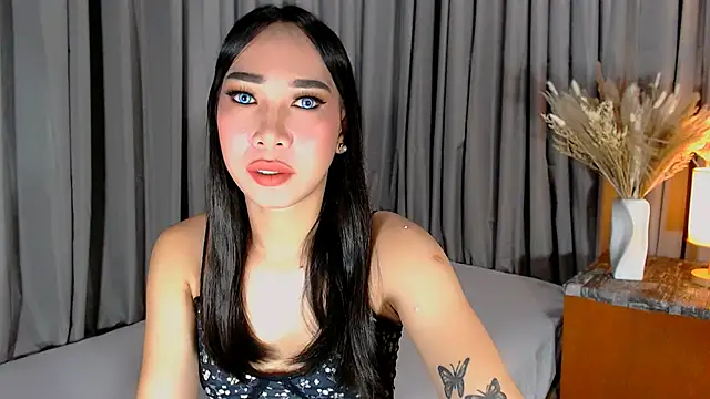 Snapshot of kisha_greyson chatting on May 9, 2026, 1:42 am kisha greyson online show from May 9, 2026, 1:42 am