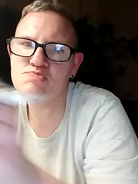 GordianWhirling online show from December 4, 2025, 3:16 am