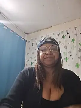 Snapshot of Avannay chatting on June 25, 2026, 1:25 am Avannay online show from June 25, 2026, 1:25 am