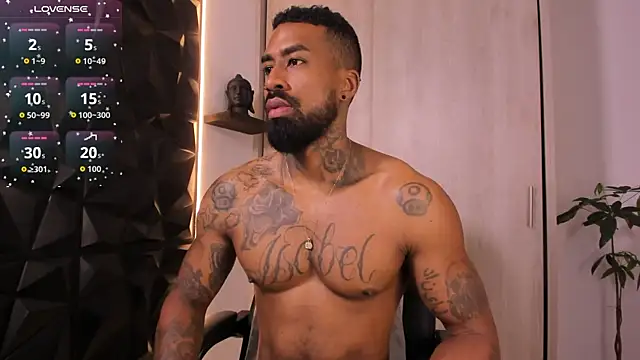 Snapshot of OstinDaniels chatting on December 18, 2025, 10:02 pm OstinDaniels online show from December 18, 2025, 10:02 pm