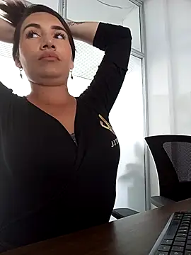 Snapshot of xxx_Alice_ chatting on October 6, 2025, 4:52 pm xxx Alice  online show from October 6, 2025, 4:52 pm