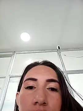 Snapshot of xxx_Alice_ chatting on October 13, 2025, 11:56 am xxx Alice  online show from October 13, 2025, 11:56 am