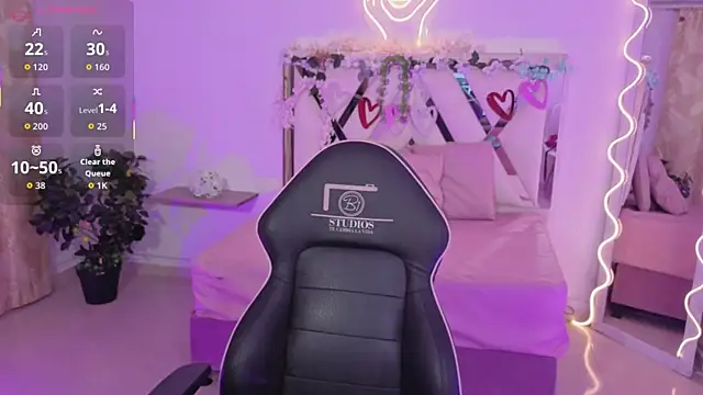 ZURY TAY online show from November 9, 2025, 12:09 pm