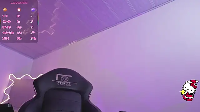 Snapshot of ZURY_TAY chatting on December 22, 2025, 11:43 am ZURY TAY online show from December 22, 2025, 11:43 am