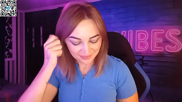 Blonde Temptation online show from October 25, 2025, 3:34 pm