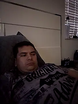 lucho8690 online show from January 14, 2026, 1:48 pm