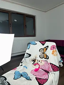 Snapshot of MiaKiittyy chatting on November 21, 2025, 1:04 am MiaKiittyy online show from November 21, 2025, 1:04 am