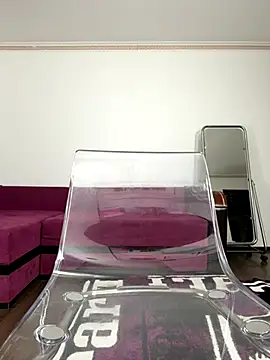 Snapshot of MiaKiittyy chatting on November 4, 2025, 1:20 am MiaKiittyy online show from November 4, 2025, 1:20 am