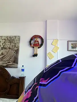 Snapshot of DeimonOficial chatting on December 21, 2025, 2:52 pm DeimonOficial online show from December 21, 2025, 2:52 pm