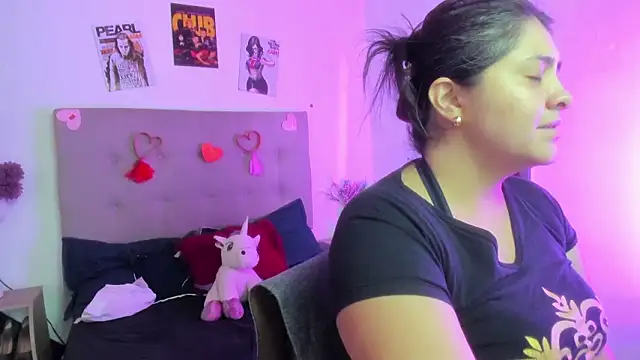 Snapshot of TifanyAmazinng chatting on February 13, 2026, 12:27 pm TifanyAmazinng online show from February 13, 2026, 12:27 pm