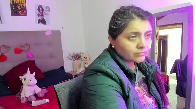 Snapshot of TifanyAmazinng chatting on February 19, 2026, 12:35 pm TifanyAmazinng online show from February 19, 2026, 12:35 pm