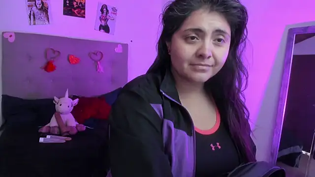 Snapshot of TifanyAmazinng chatting on February 14, 2026, 1:33 pm TifanyAmazinng online show from February 14, 2026, 1:33 pm