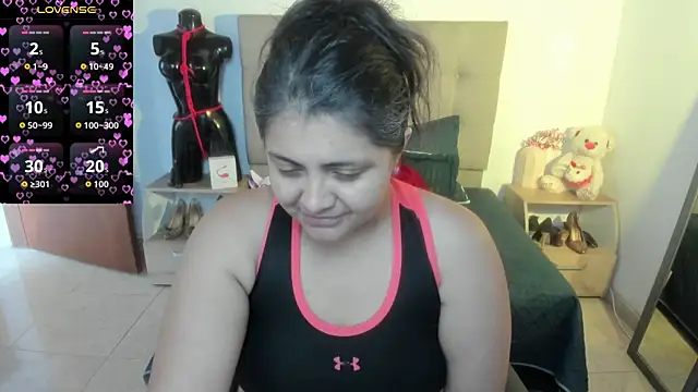 Snapshot of TifanyAmazinng chatting on January 8, 2026, 12:44 pm TifanyAmazinng online show from January 8, 2026, 12:44 pm