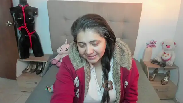 Snapshot of TifanyAmazinng chatting on November 11, 2025, 12:33 pm TifanyAmazinng online show from November 11, 2025, 12:33 pm