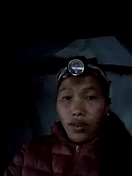 Snapshot of PhamPm70 chatting on November 18, 2025, 12:26 am PhamPm70 online show from November 18, 2025, 12:26 am