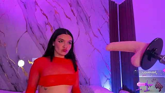 Snapshot of alicecute77 chatting on November 14, 2025, 2:26 am alicecute77 online show from November 14, 2025, 2:26 am