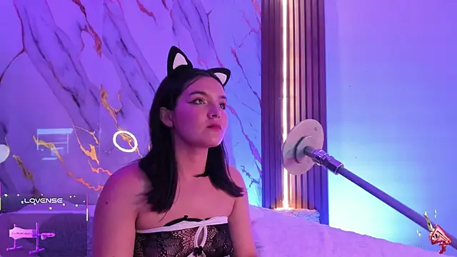 Snapshot of alicecute77 chatting on October 20, 2025, 2:24 am alicecute77 online show from October 20, 2025, 2:24 am