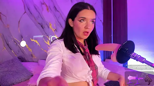 Snapshot of alicecute77 chatting on November 13, 2025, 2:26 am alicecute77 online show from November 13, 2025, 2:26 am