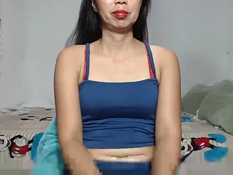 Snapshot of HelenaM chatting on September 25, 2025, 1:22 am HelenaM online show from September 25, 2025, 1:22 am