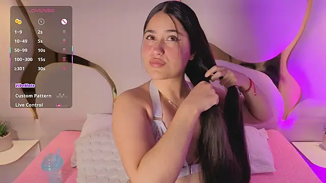 Snapshot of gabyjoness_ chatting on November 26, 2025, 4:23 am gabyjoness online show from November 26, 2025, 4:23 am