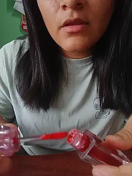 Snapshot of Suandenilo7 chatting on February 3, 2026, 3:39 pm Suandenilo7 online show from February 3, 2026, 3:39 pm