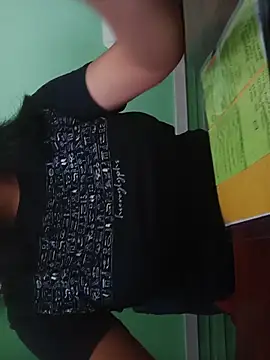 Snapshot of Suandenilo7 chatting on October 23, 2025, 5:00 pm Suandenilo7 online show from October 23, 2025, 5:00 pm