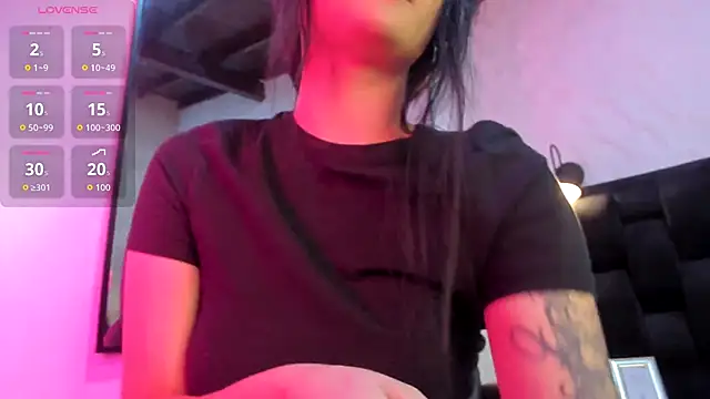 Snapshot of Darky_Doll chatting on November 23, 2025, 9:36 pm Darky Doll online show from November 23, 2025, 9:36 pm