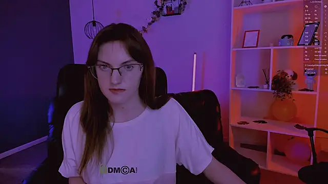 ava mystic  online show from April 10, 2026, 2:07 am