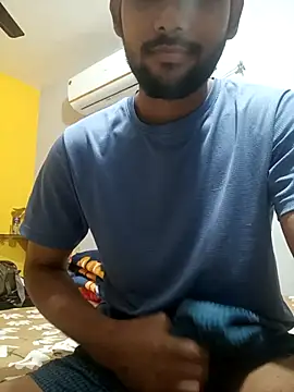 Snapshot of mayur_raaje chatting on February 15, 2026, 11:31 am mayur raaje online show from February 15, 2026, 11:31 am