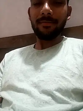 Snapshot of mayur_raaje chatting on March 15, 2026, 10:33 am mayur raaje online show from March 15, 2026, 10:33 am