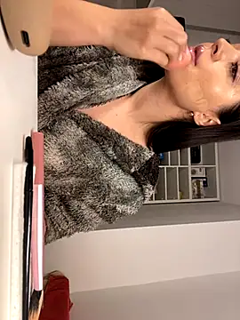 Snapshot of Lexi_Storm chatting on November 20, 2025, 5:41 am Lexi Storm online show from November 20, 2025, 5:41 am