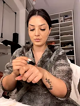 Snapshot of Lexi_Storm chatting on October 6, 2025, 4:46 am Lexi Storm online show from October 6, 2025, 4:46 am