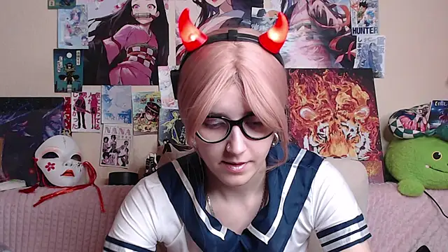 AliceChio online show from December 2, 2025, 7:37 pm