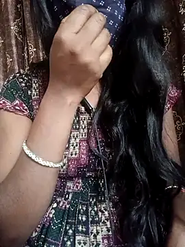 Snapshot of kavya-telugu84 chatting on April 12, 2026, 3:10 am kavya-telugu84 online show from April 12, 2026, 3:10 am