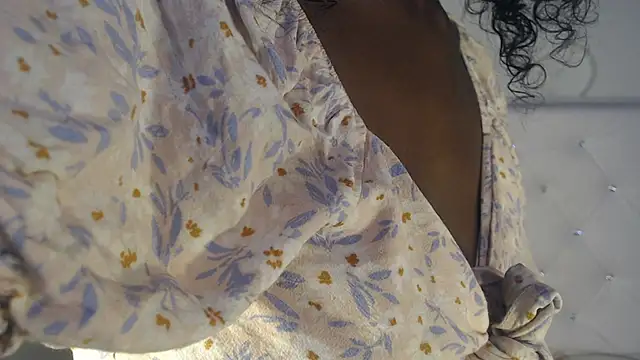 tatixxxvega online show from October 2, 2025, 1:25 pm