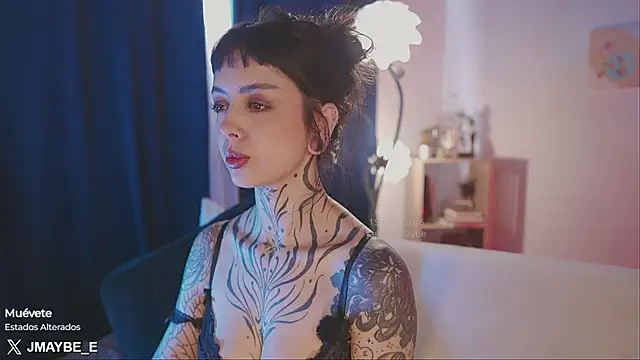 Snapshot of janne_maybe chatting on January 15, 2026, 2:53 pm janne maybe online show from January 15, 2026, 2:53 pm