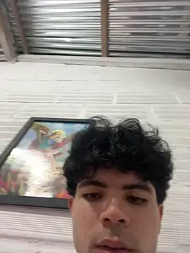 Axel-Mejia online show from February 11, 2026, 12:21 am