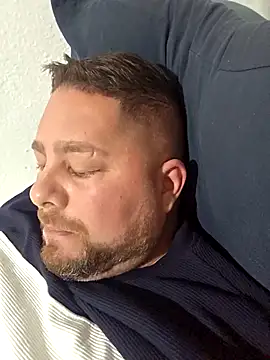 Snapshot of Jordi161616 chatting on December 18, 2025, 5:06 pm Jordi161616 online show from December 18, 2025, 5:06 pm