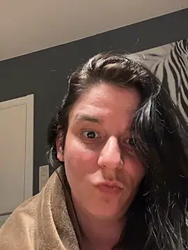 hottyFcup online show from March 26, 2026, 7:45 pm