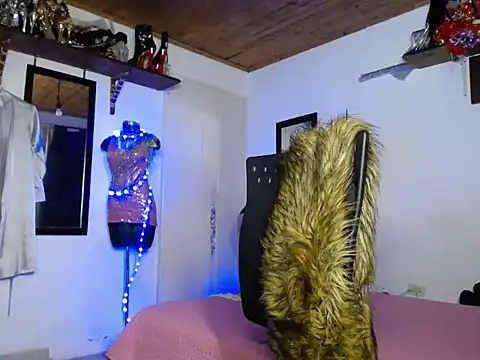 sashastarfire online show from November 8, 2025, 5:33 am