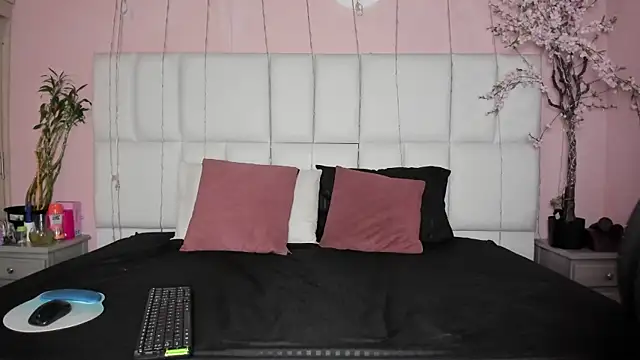 Snapshot of sofiagomez__ chatting on September 12, 2025, 7:13 pm sofiagomez online show from September 12, 2025, 7:13 pm