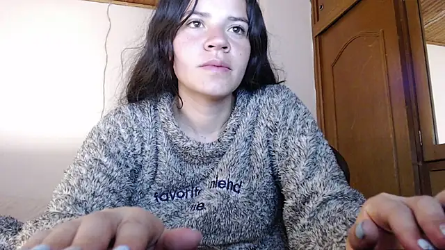 Snapshot of Skylar_Serenity chatting on September 11, 2025, 10:15 am Skylar Serenity online show from September 11, 2025, 10:15 am