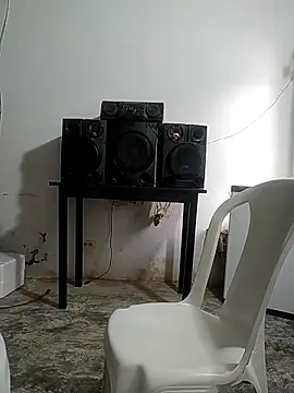 giannis090 online show from September 8, 2025, 8:30 pm