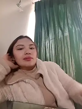 Snapshot of MIA_29- chatting on September 8, 2025, 9:03 pm MIA 29- online show from September 8, 2025, 9:03 pm