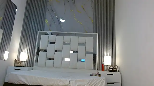 VanessaHard as online show from September 20, 2025, 7:52 pm