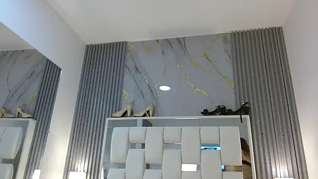 VanessaHard as online show from October 2, 2025, 7:28 pm