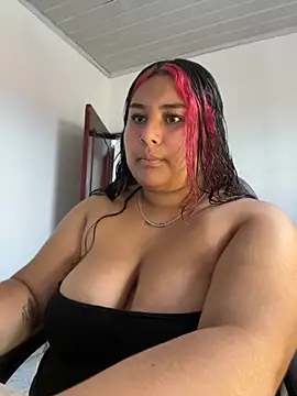 Snapshot of Nicky-222 chatting on September 29, 2025, 8:03 pm Nicky-222 online show from September 29, 2025, 8:03 pm