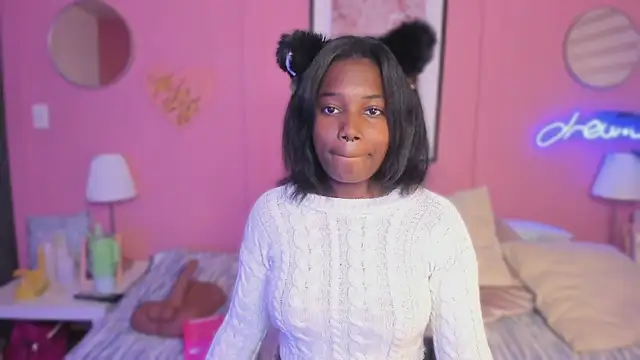 Annia DH online show from October 29, 2025, 7:57 pm